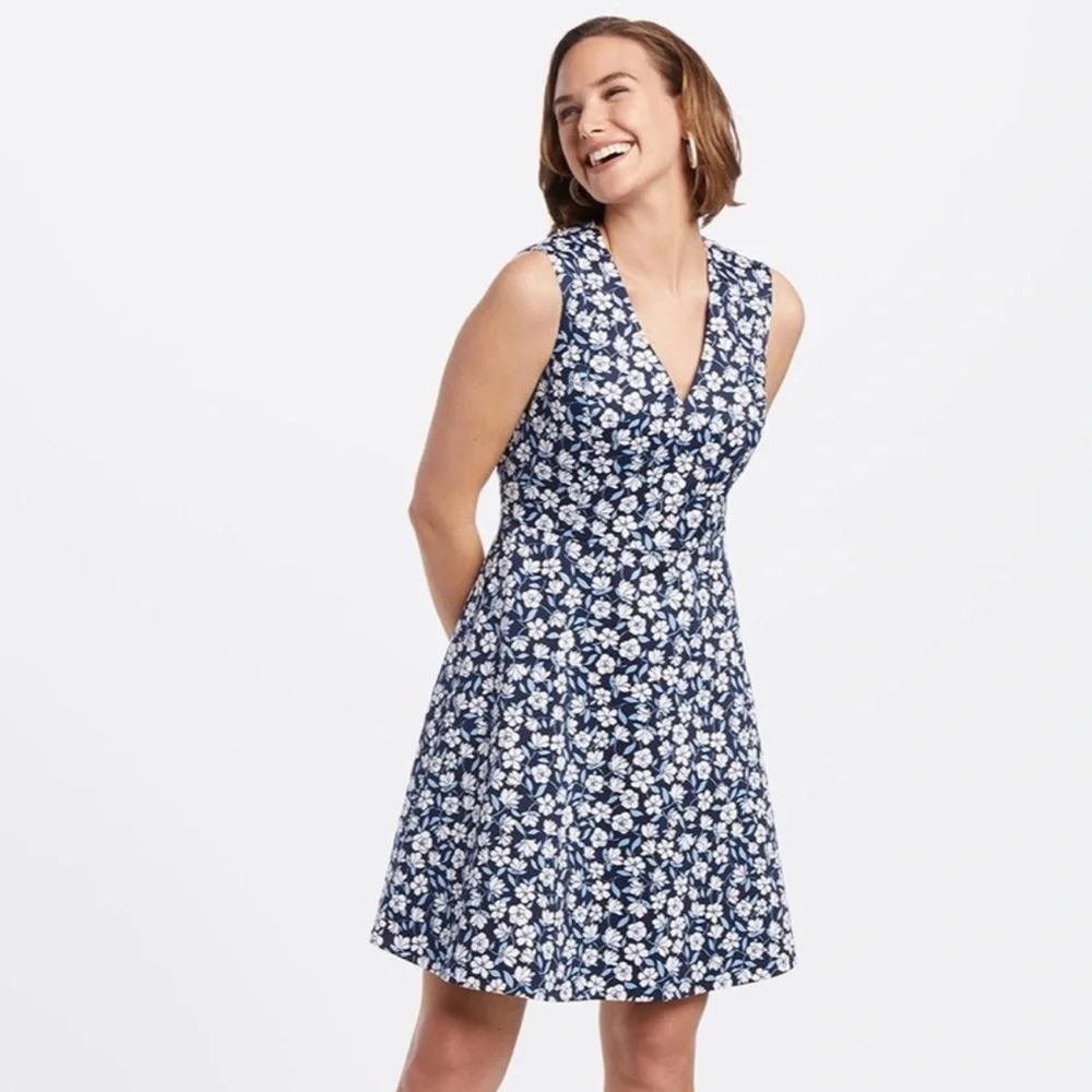 Draper James Floral Love Circle Dress Navy Multi Size 22X - Picture 8 of 8
